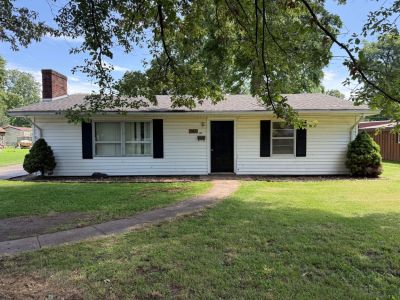 505 W 9th Street  details