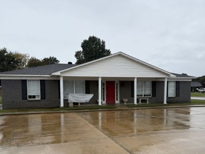 1301 Cook Street details