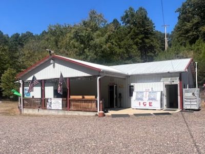 3573 Lake Road 418 details