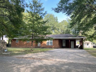 39932 Myers St details