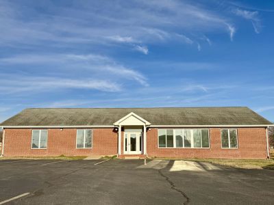 720 W Business Hwy 60 details