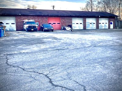 20,22,24,26 E Business Hwy 60 details