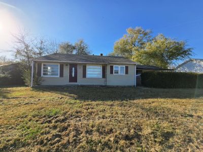 709 N Prairie  details