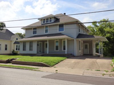 616 Greensferry Rd details