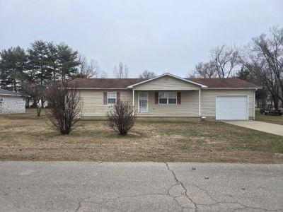 718 W Crumb Ave details