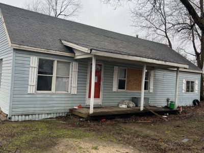 103 S. Liberty details