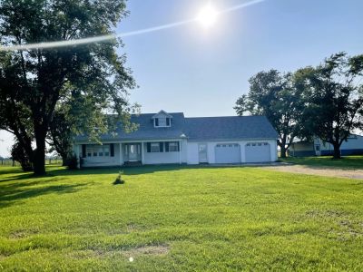 1811 State Highway Z details