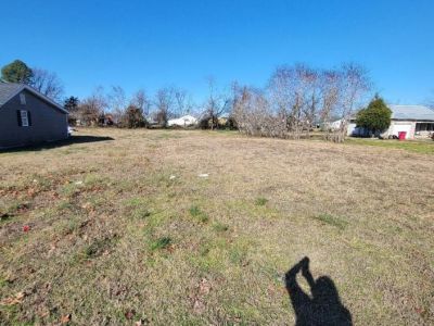 1516 E Kathleen St details