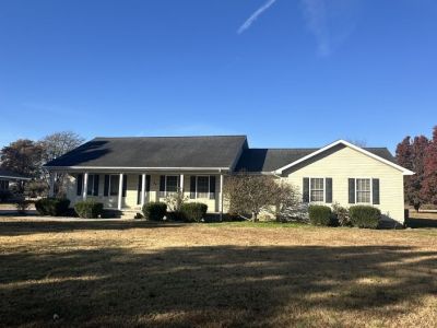 49 Betty Sue Drive details